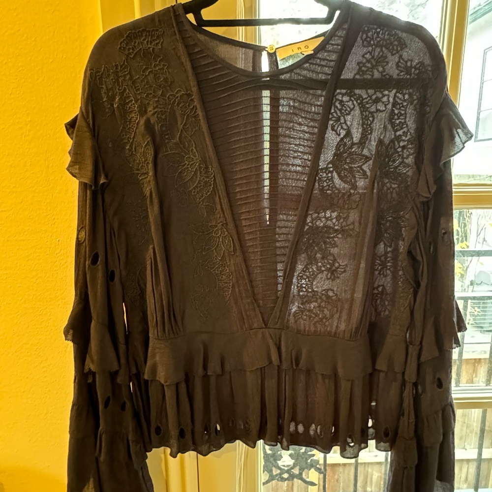 Iro flowy top